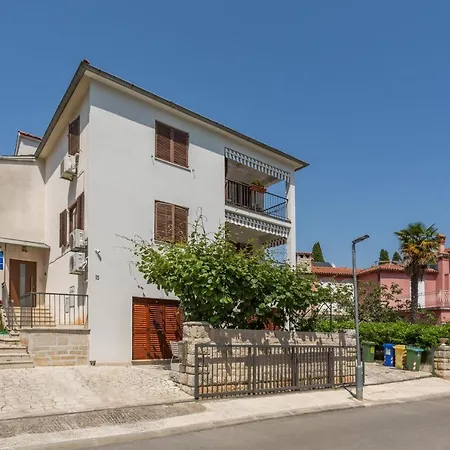 Apartment Apartments With Wifi Rovinj - 7144 Rovinj