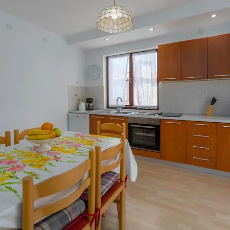 Apartments With Wifi Rovinj - 7144 * Rovinj